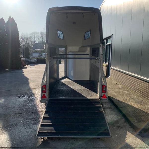 1.5 paardstrailer