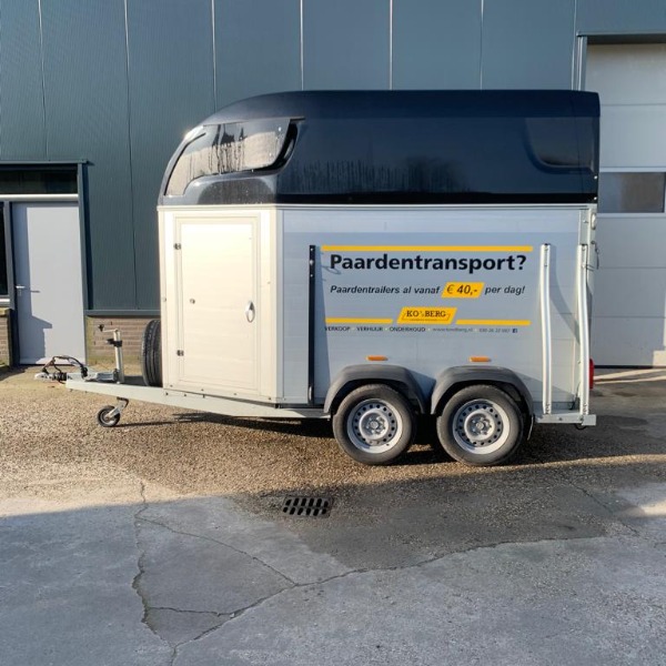 2 paardstrailer