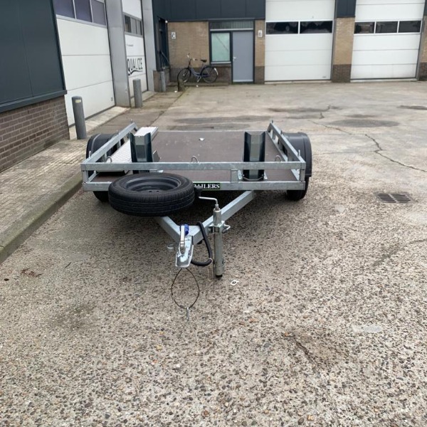 Motortrailer dubbel